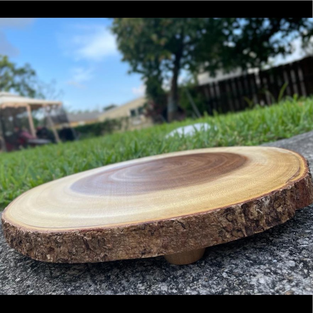 Beautiful Lipper natural wooden serving tray
